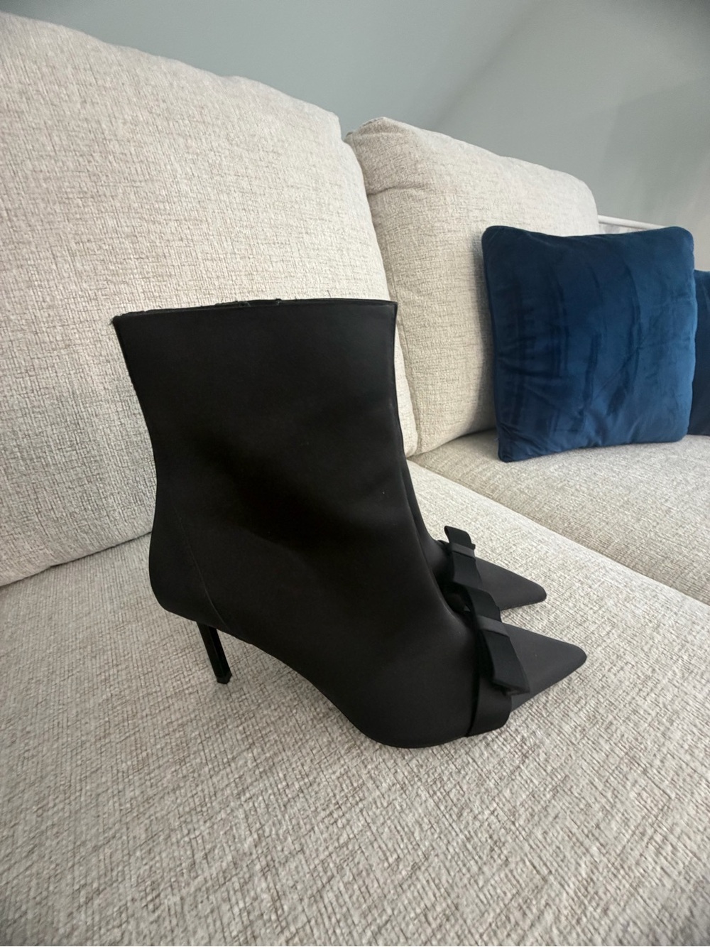 Zara Black Pointed Bow Ankle Boots
